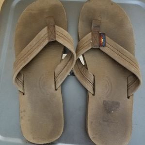 Rainbow 🌈 flip flops size 6 brown